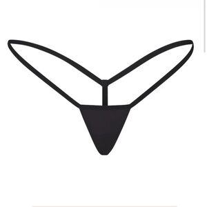 🖤NWT🖤 SKIMS Fits Everyone Micro Thong in Onyx 🖤 size S